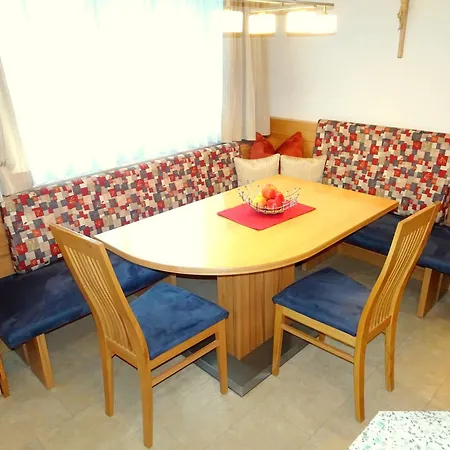 Christine Apartamento *